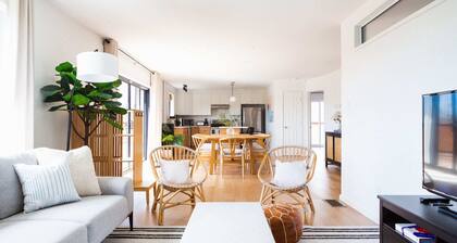 Old Milford - Modern Home 5 Minutes from Picton