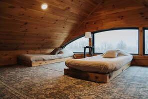 5 bedrooms, free WiFi, bed sheets