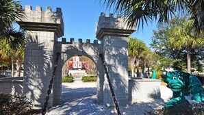 Unclassified image, 5 of 56, button - Fs3925ha - 6 Bedroom Villa In Windsor Hills Resort, Sleeps Up To 12, Just 3 Miles To Disney (Kissimmee)
