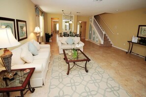 6 camere, con stile personalizzato, con arredamento individuale