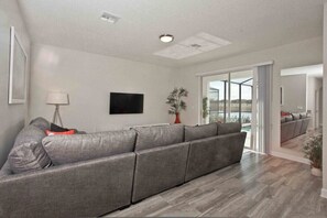 6 bedrooms, individually decorated, individually furnished - Bt7246ha - Storey Lake Resort - 6 Bed 5 Baths Villa (Kissimmee)