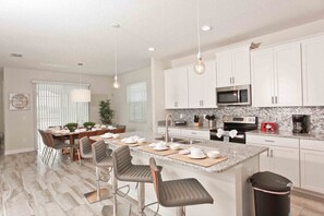 Property amenity - Bt7246ha - Storey Lake Resort - 6 Bed 5 Baths Villa (Kissimmee)