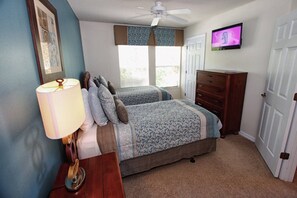 4 bedrooms, individually decorated, individually furnished - It465 - 4 Townhome in Encantada Resort, Sleeps Up To 10, Just 3 Miles To Disney (Kissimmee)