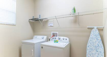 It1020 - 6 Townhome in Paradise Cay, Sleeps Up To 12, Just 4 Miles To Disney
