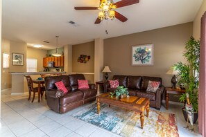 3 室のベッドルーム、客室ごとに異なる装飾、客室ごとに異なるインテリア