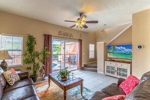 3 bedrooms, individually decorated, individually furnished - It4426 - 3 Townhome in Encantada Resort, Sleeps Up To 8 Just 3 Miles To Disney (Kissimmee)