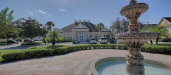 It5151 - 3 Townhome in Villas at Seven Dwarfs Lane, Sleeps Up To 9, Just 6 Miles To Disney
