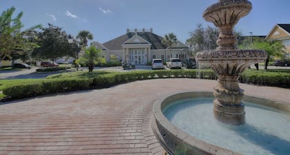 It5151 - 3 Townhome in Villas at Seven Dwarfs Lane, Sleeps Up To 9, Just 6 Miles To Disney