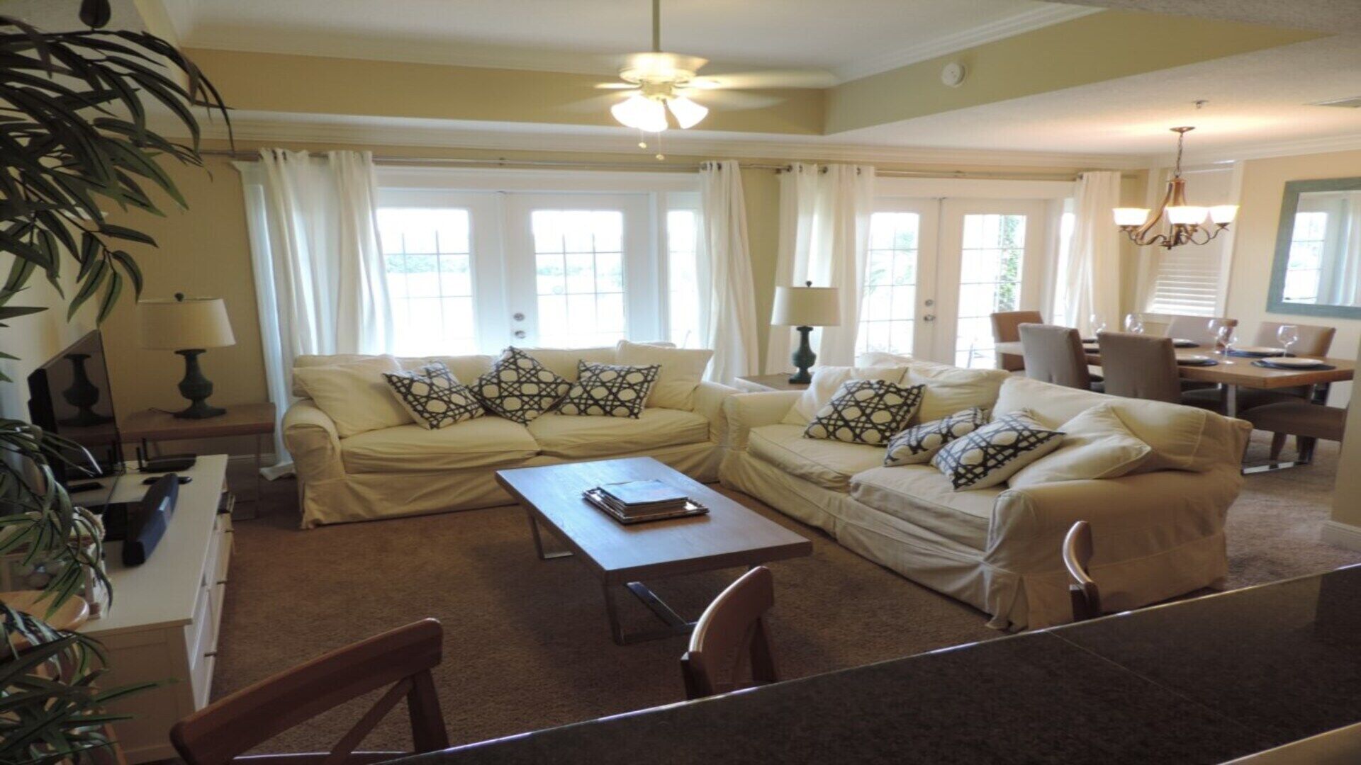 3 bedrooms, individually decorated, individually furnished