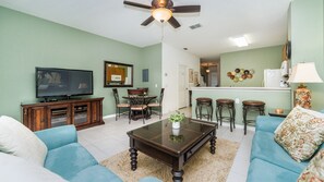 3 dormitorios, decoración individual, mobiliario individual