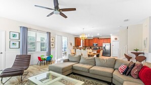 Room - Fs9547ha - Champions Gate Resort - 6 Bed 5 Baths Villa (Davenport)