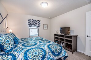 7 bedrooms, individually decorated, individually furnished