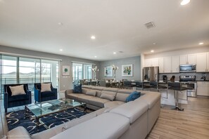 10 chambres, décoration personnalisée, ameublement personnalisé