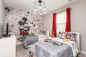9 quartos, individualmente decorados, individualmente mobiliados