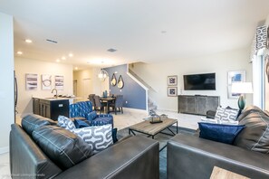 5 habitaciones, decoración personalizada y muebles diferentes
