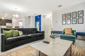 6 bedrooms, individually decorated, individually furnished - Fs9628ha - Champions Gate Resort - 6 Bed 6 Baths Villa (Davenport)
