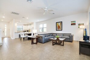4 bedrooms, individually decorated, individually furnished - Fs9823ha - Providence - 4 Bed 4 Baths Villa (Davenport)
