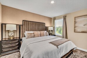 9 soverom, individuelt dekorert og individuelt innredet