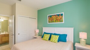 4 habitaciones, decoración personalizada y muebles diferentes