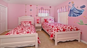 5 bedrooms, individually decorated, individually furnished - Ffv10144ha - Calabay Parc at Tower Lake - 5 Bed 3.5 Baths Villa (Haines City)