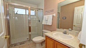 Bathroom - Ffv10144ha - Calabay Parc at Tower Lake - 5 Bed 3.5 Baths Villa (Haines City)