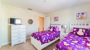 5 bedrooms, individually decorated, individually furnished - Grh9244ha - Storey Lake Resort - 5 Bed 4 Baths Townhome (Kissimmee)