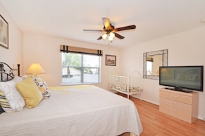 5 chambres, décor unique, ameublement unique