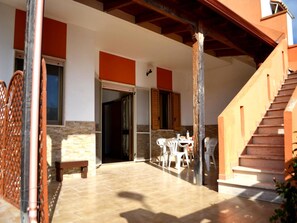 House, 3 Bedrooms, Smoking | Property grounds