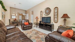 5 bedrooms, individually decorated, individually furnished
