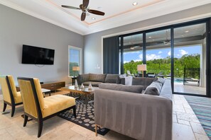 5 bedrooms, individually decorated, individually furnished - Fsv10194ha - Reunion Resort - 5 Bed 5.5 Baths Villa (Kissimmee)