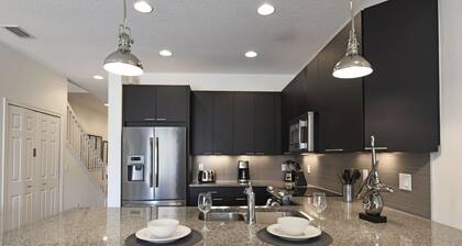 Fs10400ha - Serenity - 3 Bed 3 Baths Townhouse