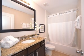 Bathroom - Ffv11205ha - Champions Gate Resort - 3 Bed 2.5 Baths Townhome (Davenport)