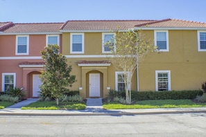 Property grounds - Ihr11318ha - Encantada Resort - 2 Bed 2.5 Baths Townhouse (Kissimmee)