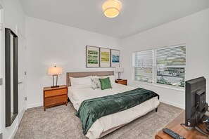 4 Schlafzimmer, individuell dekoriert, individuell eingerichtet