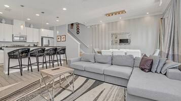 4 bedrooms, individually decorated, individually furnished