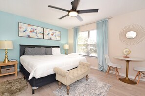 4 Schlafzimmer, individuell dekoriert, individuell eingerichtet