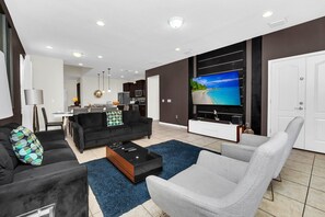 7 bedrooms, individually decorated, individually furnished