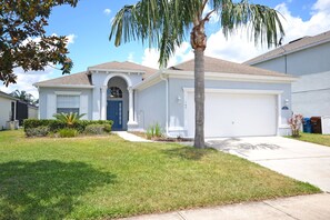 Property grounds - Ffv11387ha - Calabay Parc at Tower Lake - 4 Bed 3 Baths Villa (Haines City)