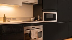 Kitchen - Mayfair`s Finest: Modern 2 bedroom apartment! (Greater London)