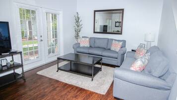 4 bedrooms, individually decorated, individually furnished