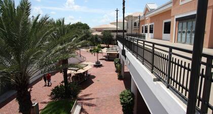 It14297ha - Lucaya Village - 4 Bed 3 Baths Townhome, Sleeps Up To 11, Just 3 Miles To Disney