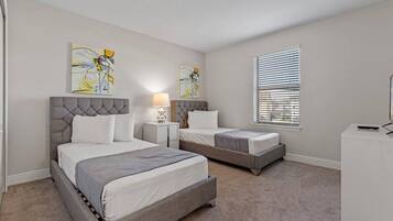 6 bedrooms, individually decorated, individually furnished