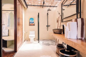 Kostenlose Toilettenartikel, Haartrockner