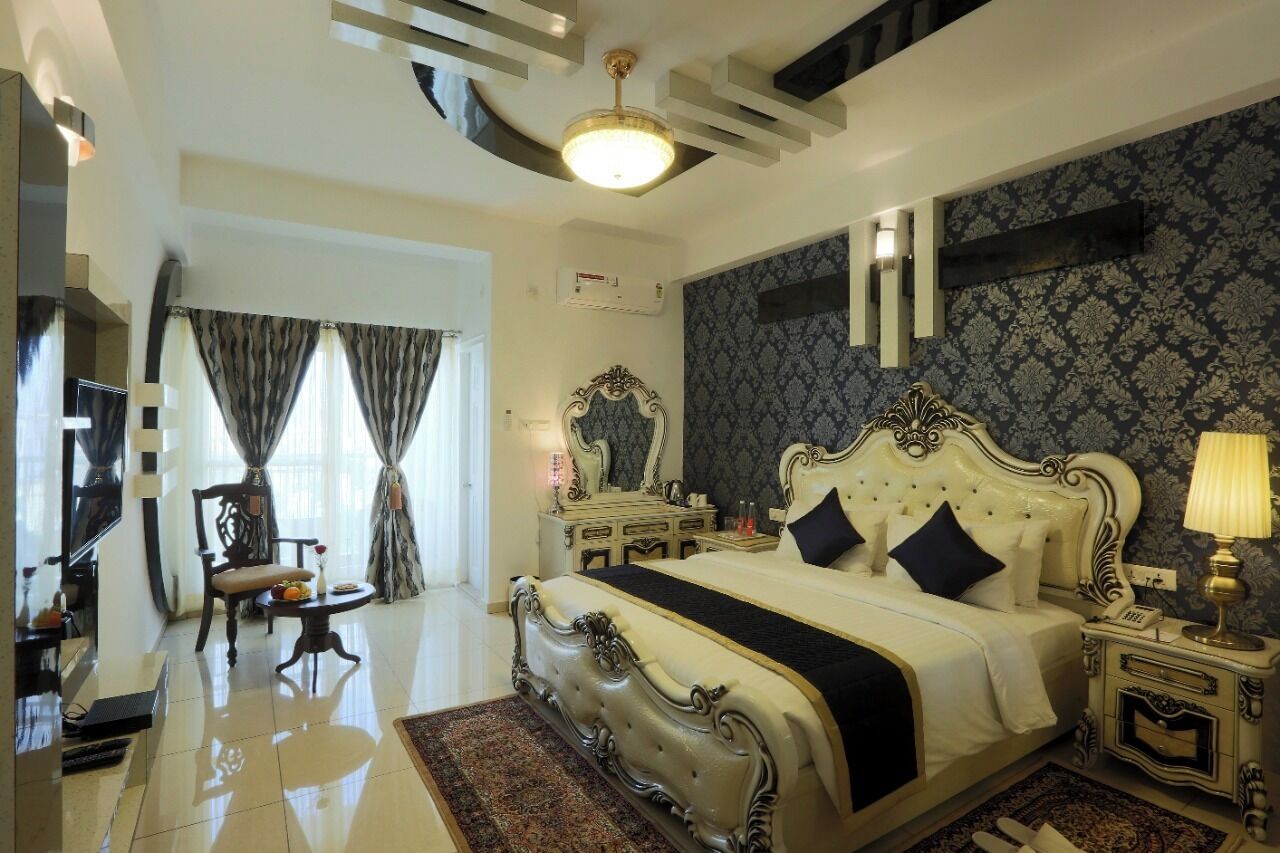 Premium Room | 1 bedroom, in-room safe, free WiFi