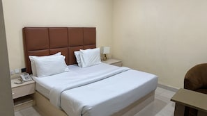 Deluxe Room | In-room safe, free WiFi