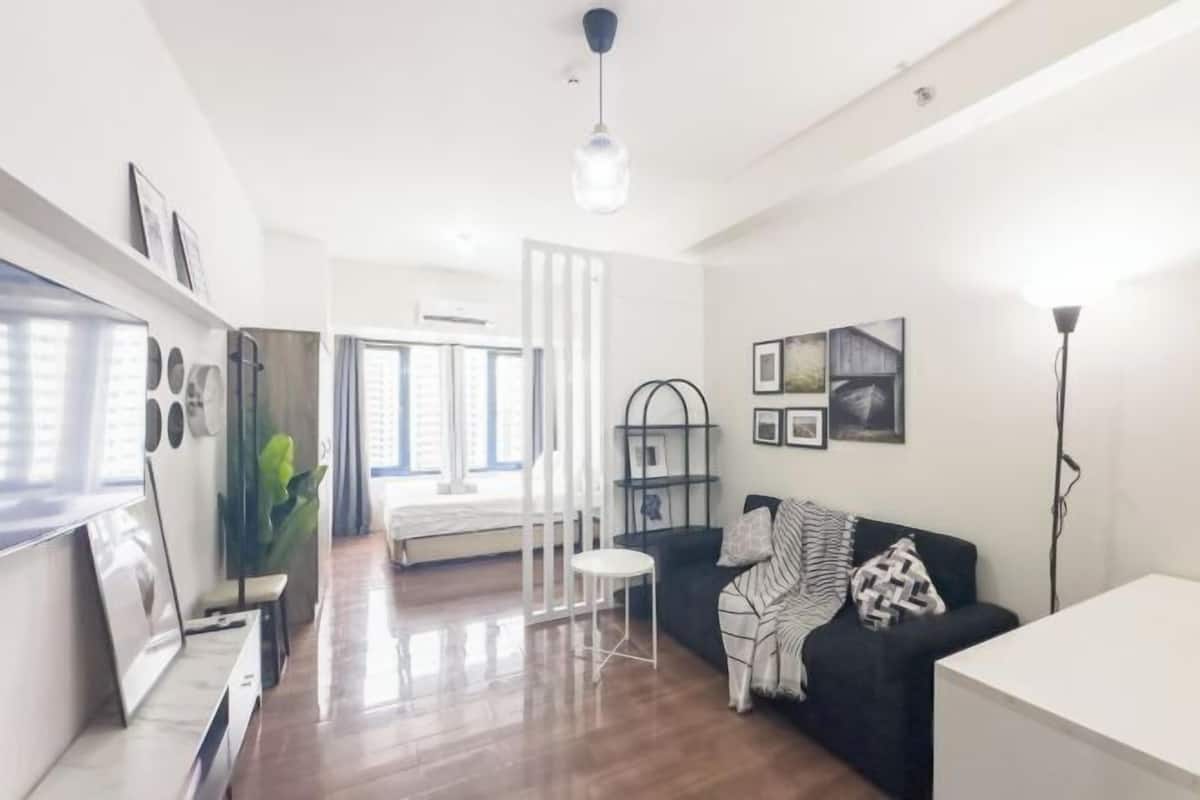 1 habitación, decoración personalizada y muebles diferentes