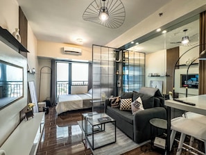 1 chambre, décoration personnalisée, ameublement personnalisé