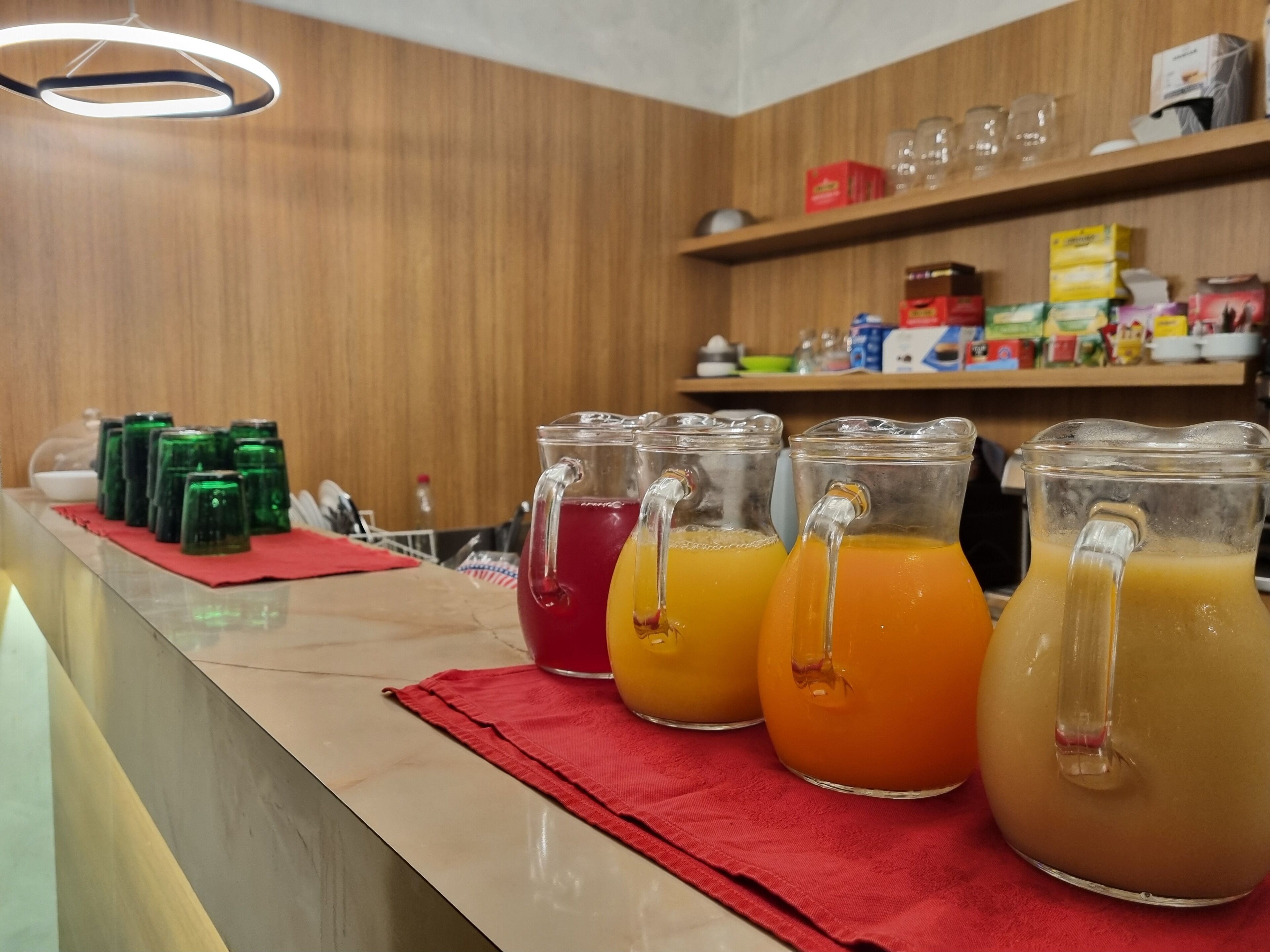 Colazione a buffet inclusa, servita tutte le mattine 