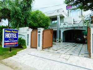 Façade de l’hébergement