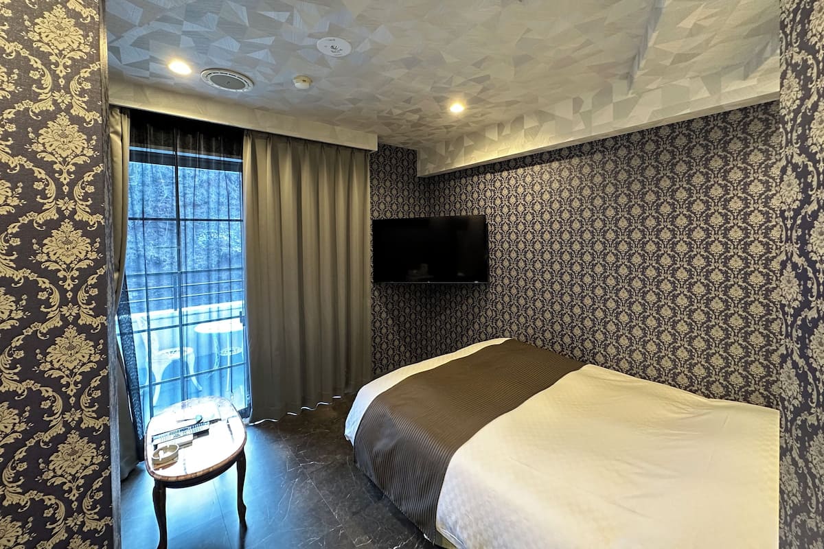 Standard Double Room | Down comforters, blackout drapes, soundproofing, WiFi (free)